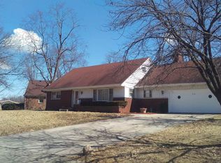 5718 Brighton Dr, Fort Wayne, IN 46825