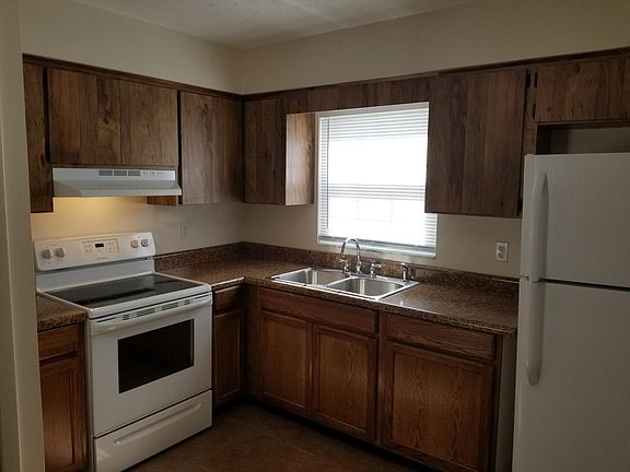 4th image of 810 E Wilma St APT A