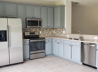 4492 Capital Dome Dr, Jacksonville, FL 32246