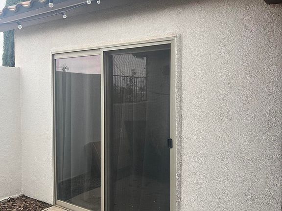 4th image of 4200 Camelot Heights Dr #8