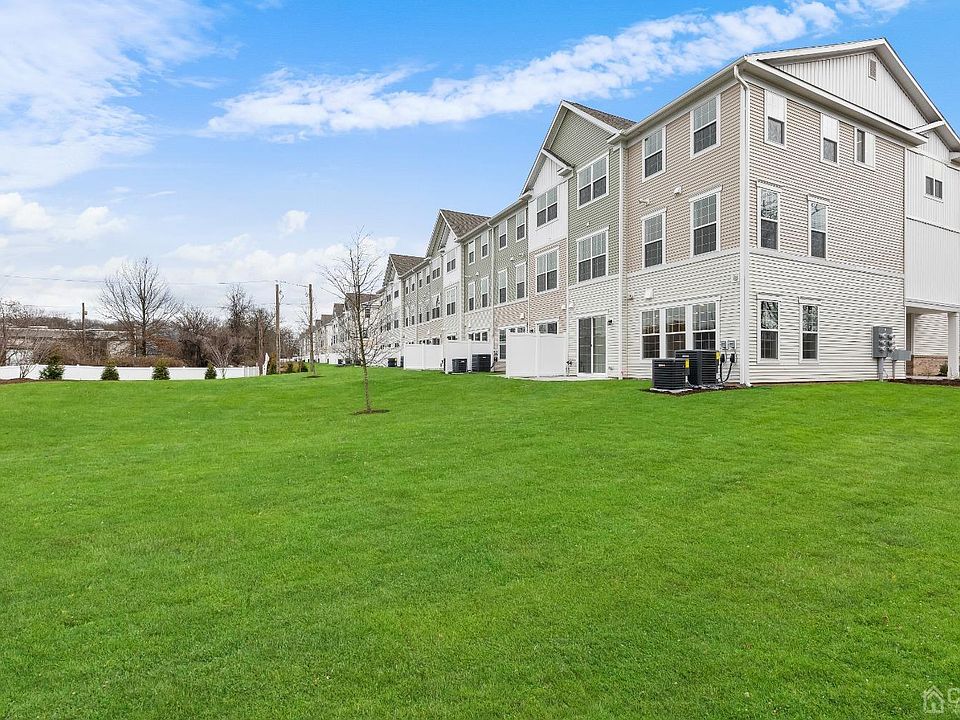 86 Depot Way, Dunellen, NJ 08812 Zillow