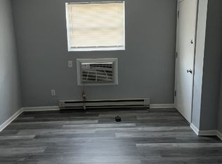 900 Booth St FLOOR 1, Chester, PA 19013