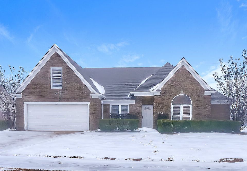 1st image of 1960 E Chimneyrock Blvd