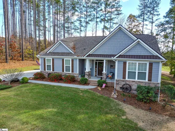 13 Laurelcrest Ln, Travelers Rest, SC 29690