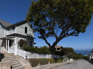 218 4th St, Pacific Grove, CA 93950