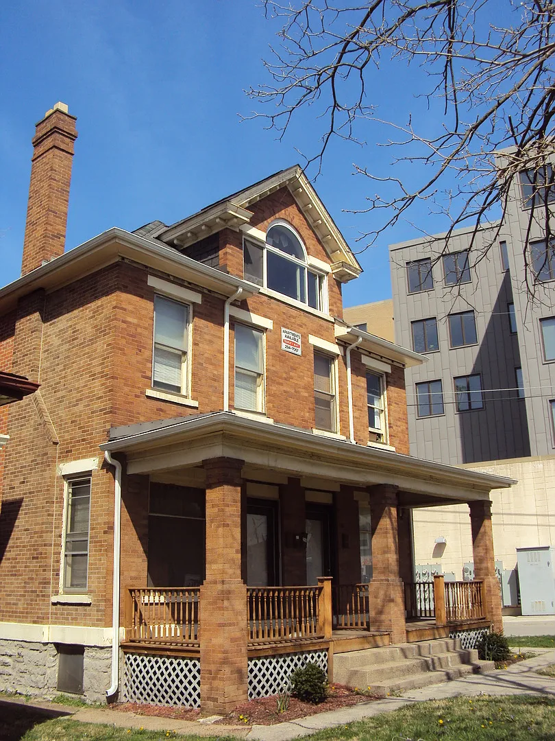 (50) 24-26 W. 10th Avenue — Photo 1