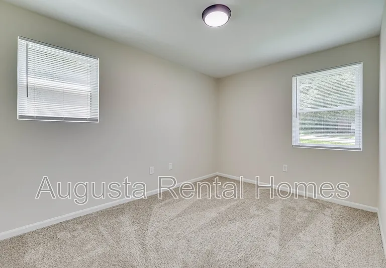 3413 Charing Cross Ct — Photo 27