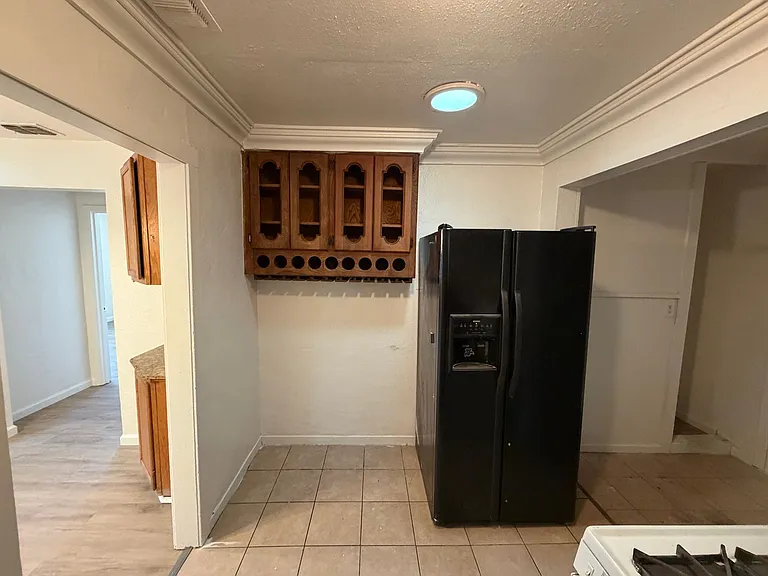 2622 Gary Way — Photo 6