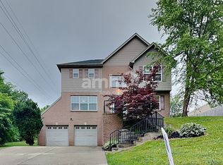 1455 Woodside Dr, Florence, KY 41042