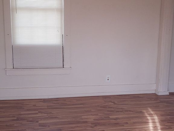Unit B upstairs