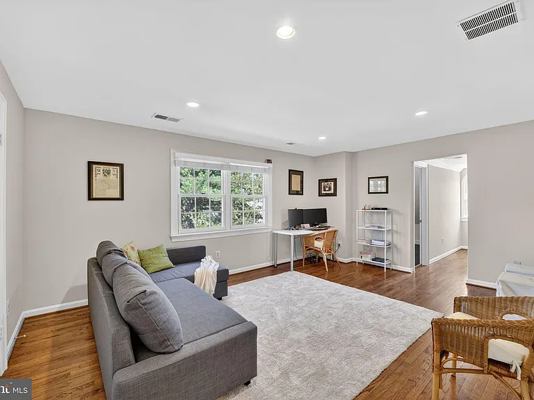 5115 Cape Cod Ct — Photo 40