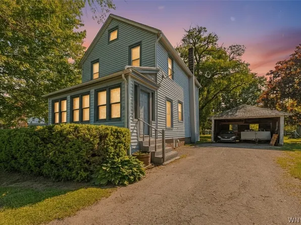 1721 Quaker Rd, Barker, NY 14012