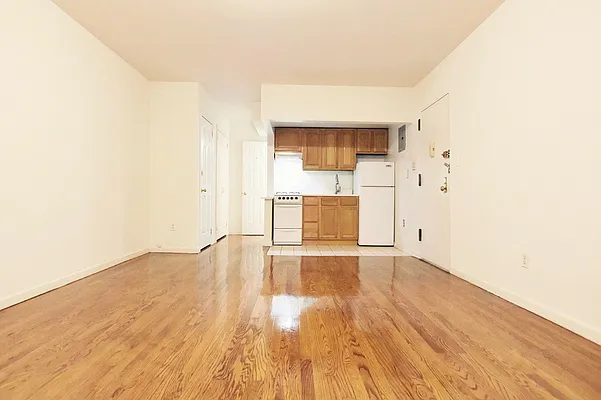 Rented by Balass Ralph, LREB | media 12