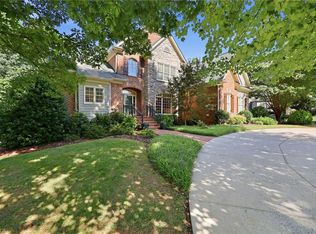 3940 White Hawk Ln, Winston Salem, NC 27106
