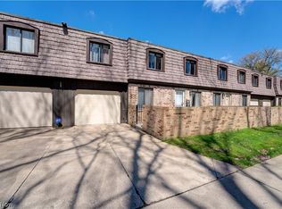 727 Tollis Pkwy, Broadview Heights, OH 44147