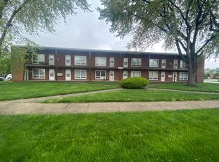 9200 Erie St APT 1A, Highland, IN 46322