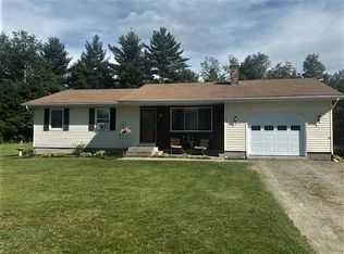 72 Hitchcock Dr, Newport, VT 05855