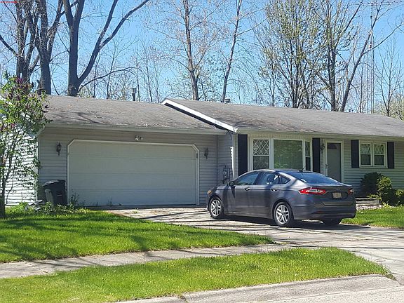 2nd image of 40 Carolina Ave