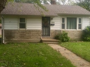 1406 Garden Ln, Champaign, IL