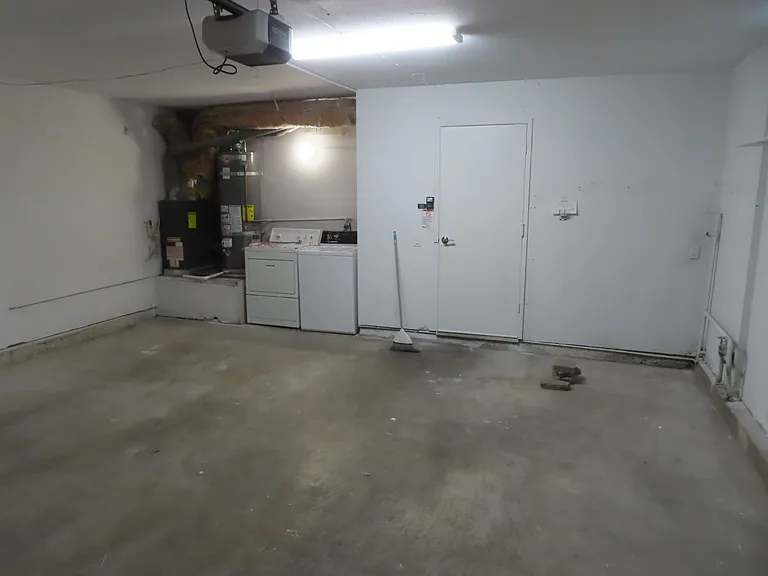 2160 Leighton Ct — Photo 12