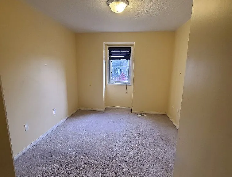 30 Burtonbury Ln — Photo 13