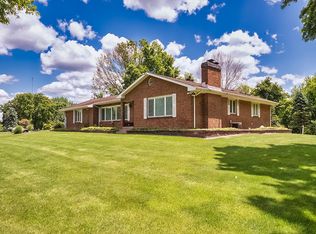 25 Finnin Rd, New Kensington, PA 15068