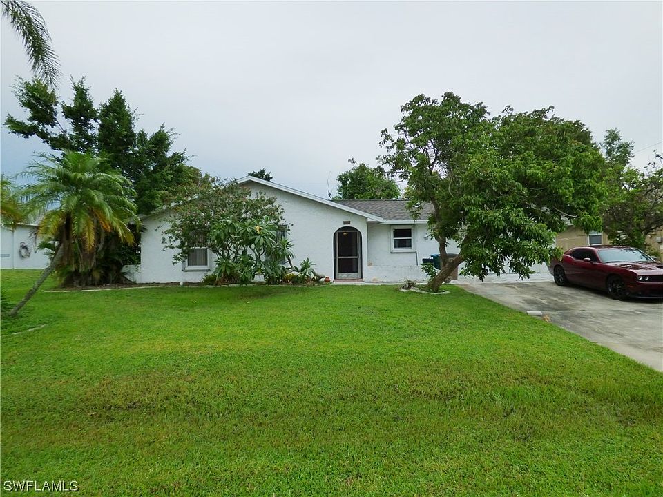 1st image of 1305 SW 14th Ter
