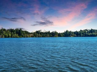 923 Sanford Ave SW, Lakebay, WA 98349