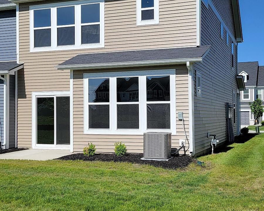 2nd image of 18675 Terra Vista Pl
