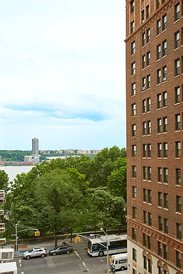 Sold by Keller Williams NYC | media 17