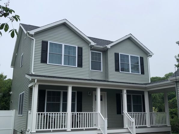 8 Blossom Way, Narragansett, RI