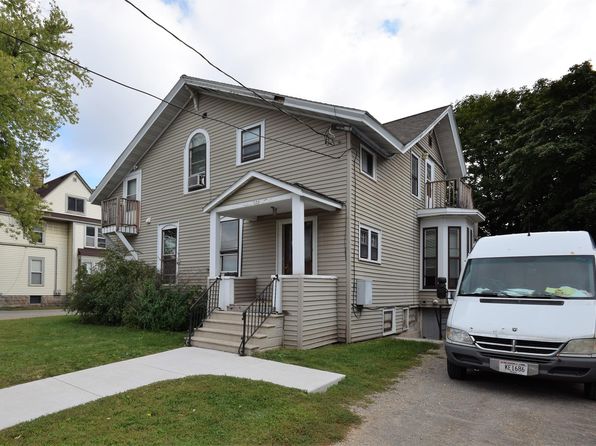 556 Jefferson St APT 3