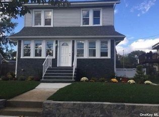 224 Merrifield Ave, Oceanside, NY 11572