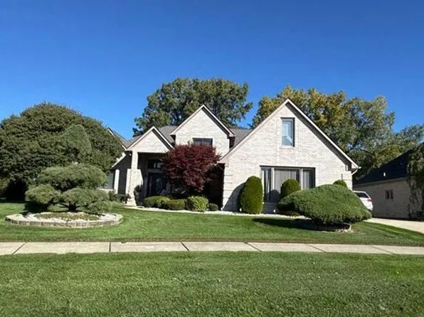 46287 Duke Ct, Shelby Township, MI 48315