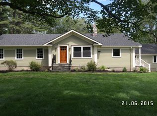 374 Elm St, Monroe, CT 06468