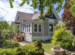 1617 Loomis St, La Crosse, WI 54603