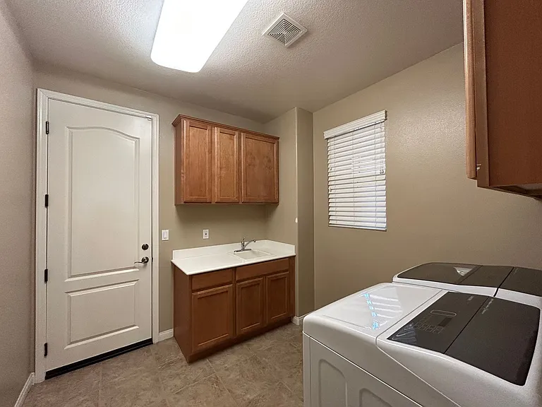 15005 Via Messina Dr — Photo 18