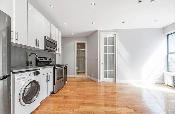 Rented by Heritage Realty LLC | media 10