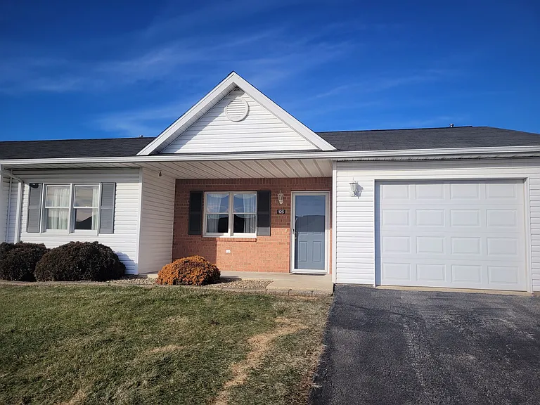 100 Sterling Hills Dr — Photo 38