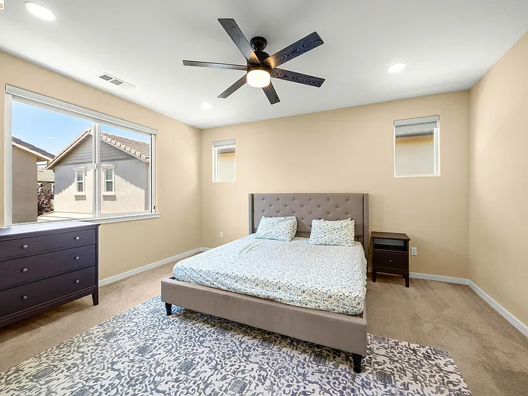 339 Emory Ct — Photo 15