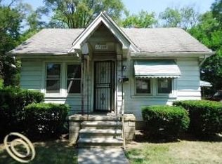 17228 Heyden St, Detroit, MI 48219