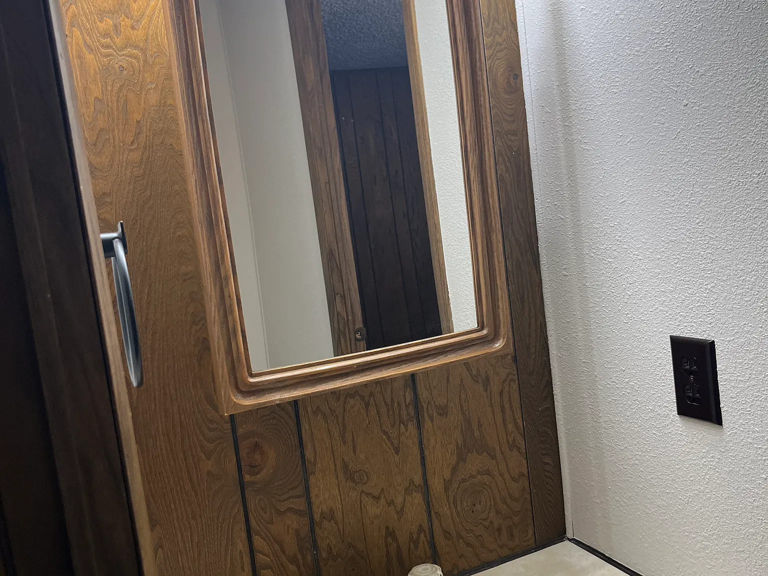 2 bed, 1.5 bath, 1200 sqft, $1,800 — Photo 2