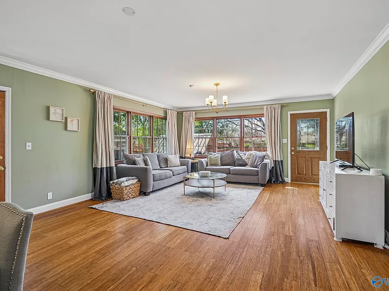 2706 Overton Rd SW — Photo 5