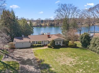 663 Flowering Fld, White Stone, VA 22578