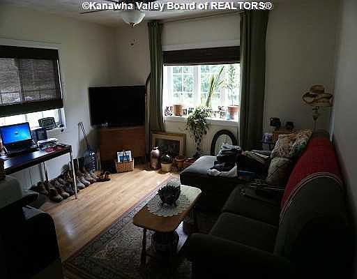 5th image of 3951 Sissonville Dr