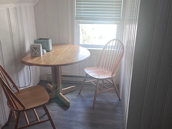 3rd image of 3 Hazel St #3