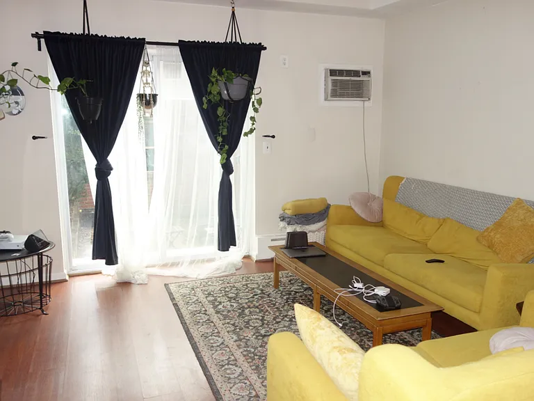 1503 S Broad St #1R — Photo 5