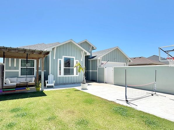 15438 Escapade St