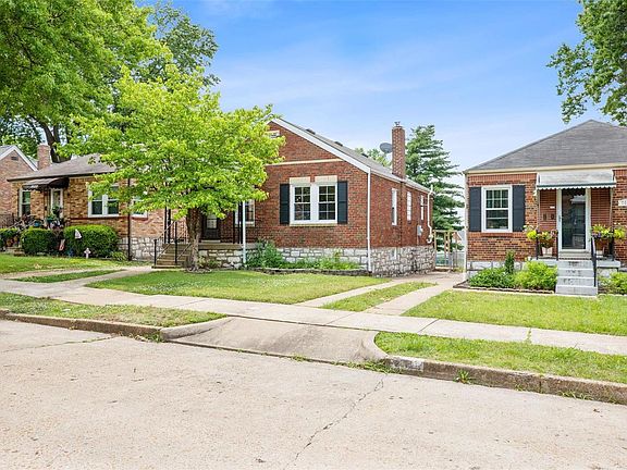2nd image of 7024 Plainview Ave
