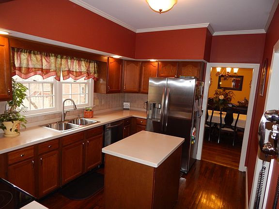 5th image of 2792 Oakhurst Dr